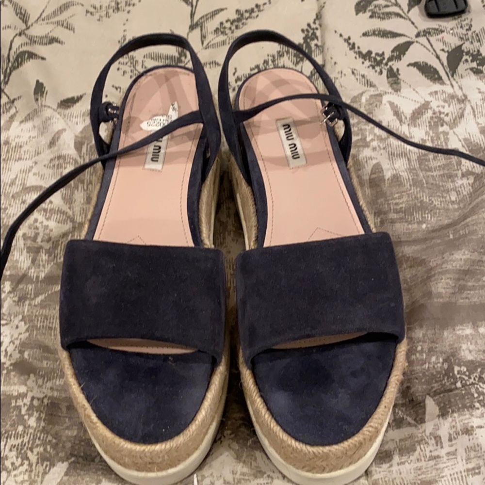 Mid Miu blue velvety sandals